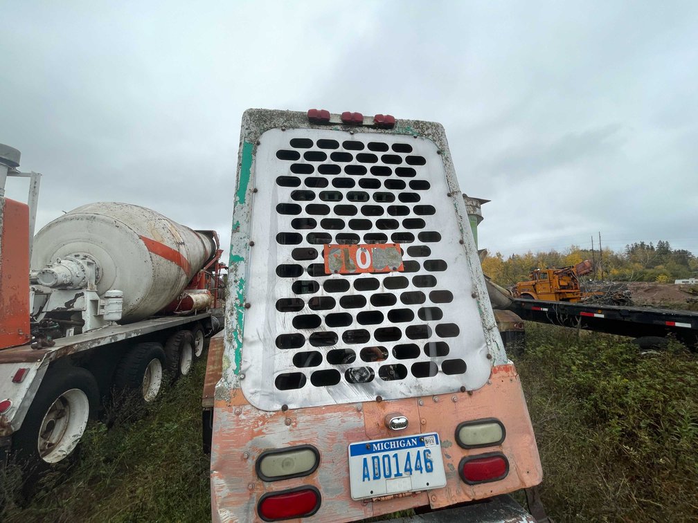 1979 Advance Tri Axle Front Discharge Concrete Mixer (Has MI Title)