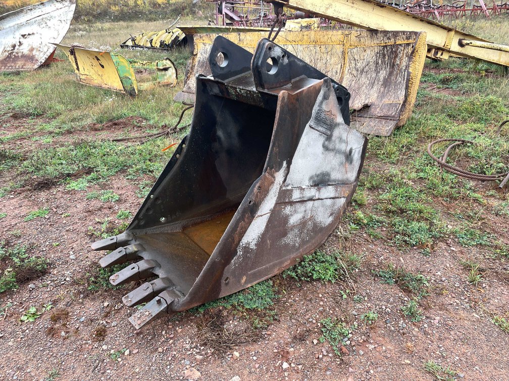 5 Tooth Excavator Bucket