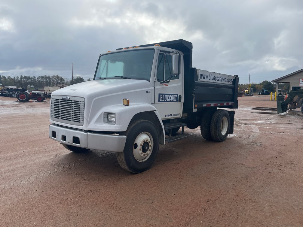 2003 Freightliner Dump Truck (Title in Delay)