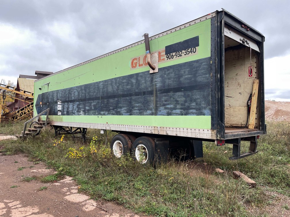 1987 Fruehauf Generator Semi Trailer with Contents (Has WI Title)