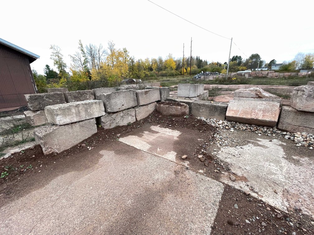 (10) Concrete Blocks