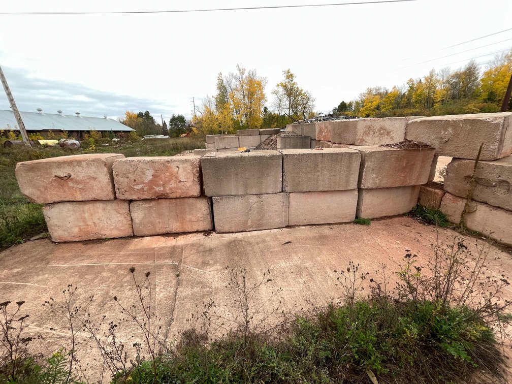 (10) Concrete Blocks