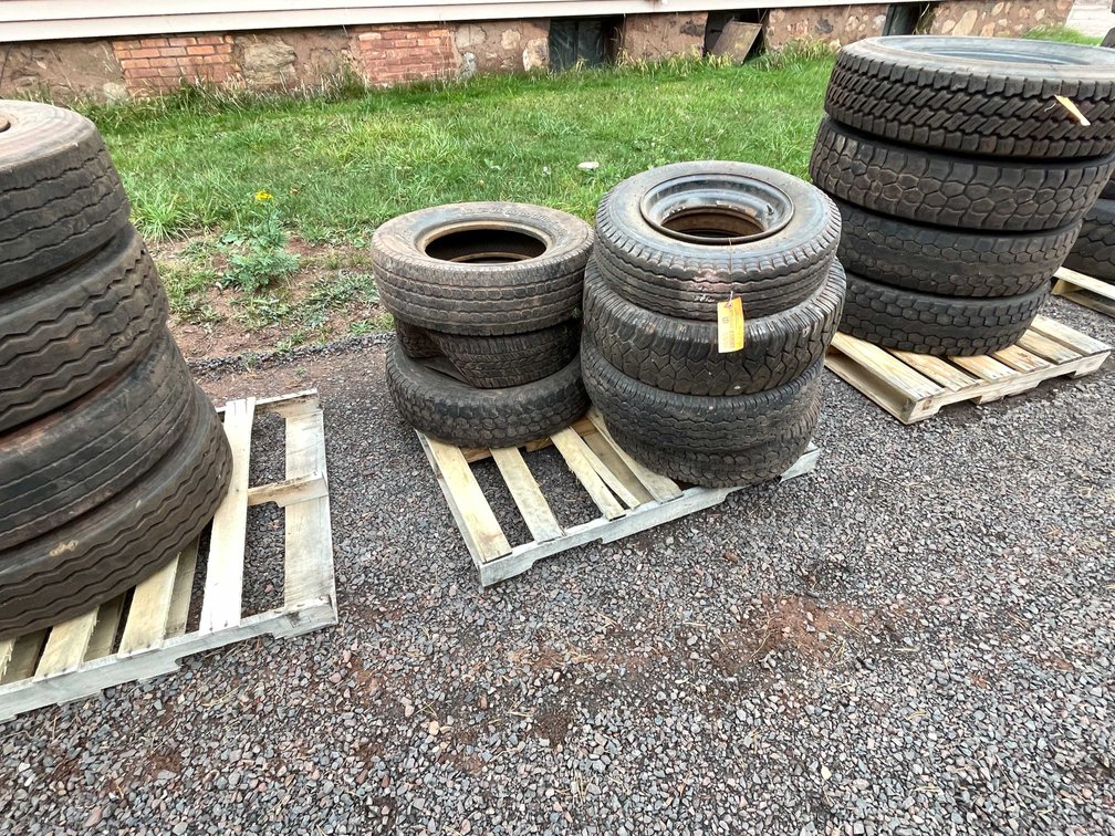 (7) Tires