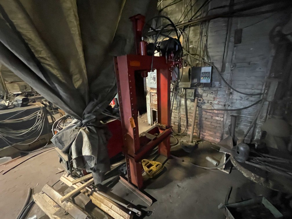 Hydraulic Press