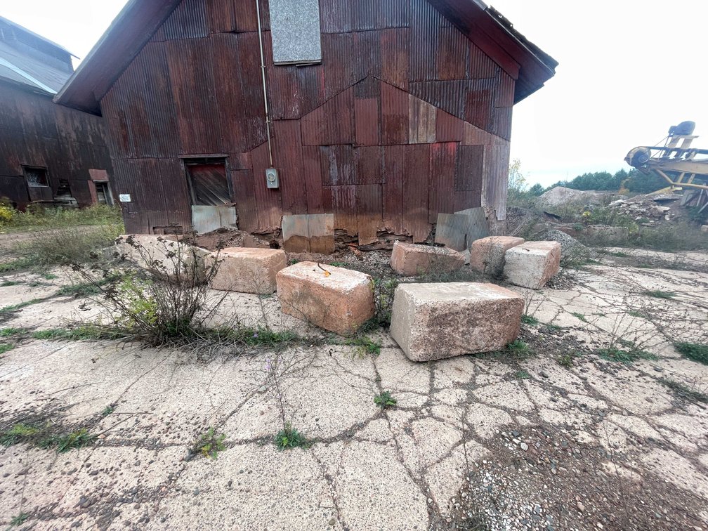 (8) Concrete Blocks