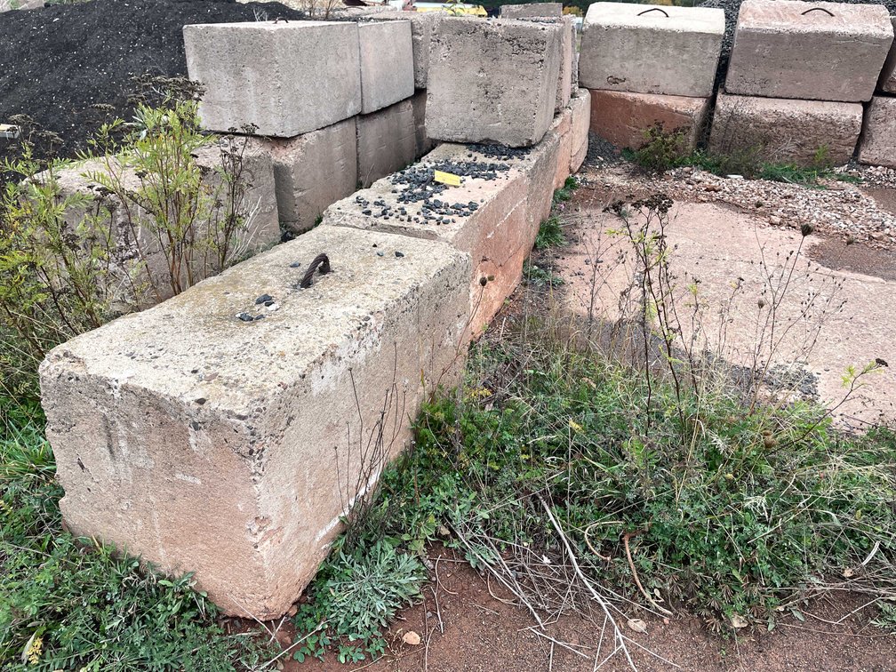 (10) Concrete Blocks