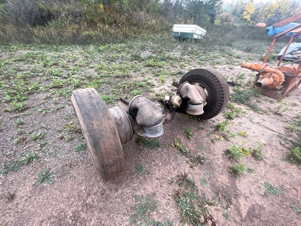 Pusher Axle