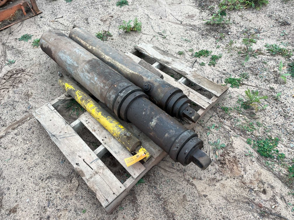 Hydraulic Cylinders