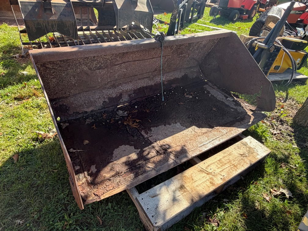 Skid Steer Bucket