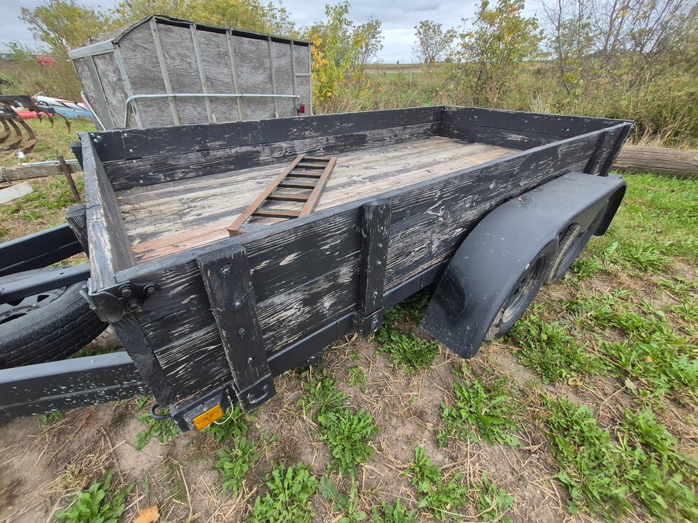Tandem Axle Trailer