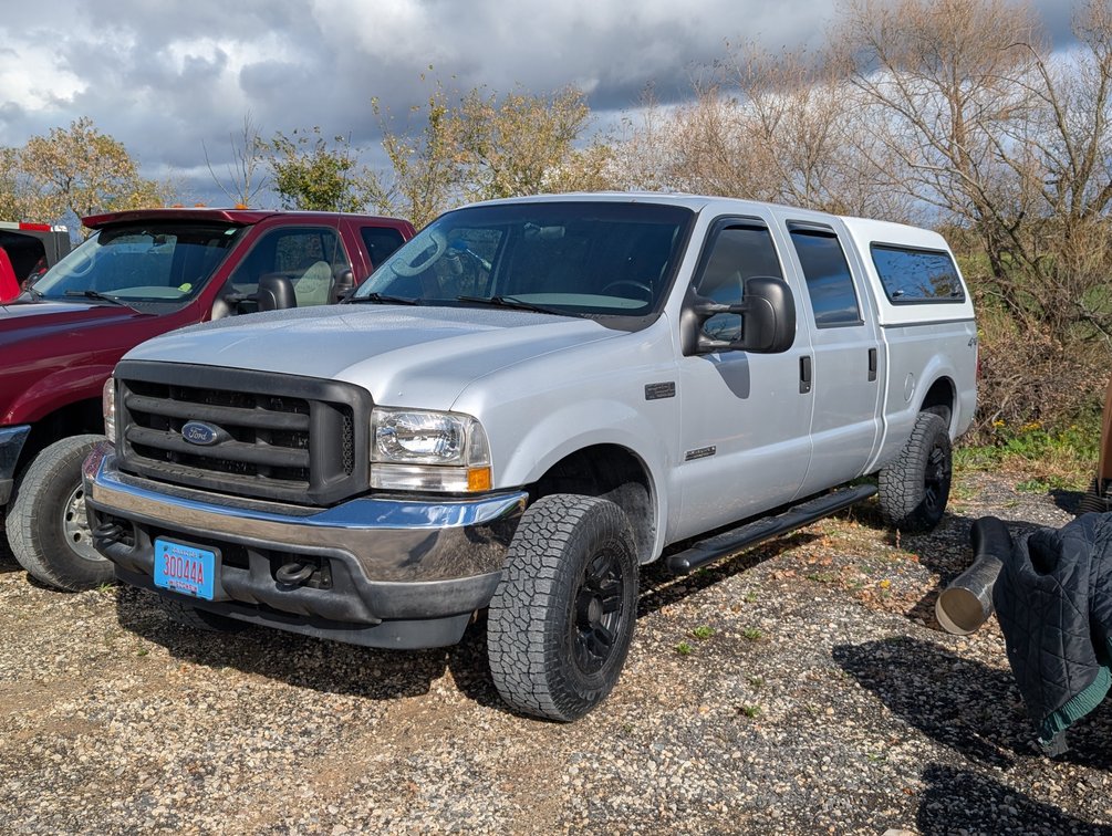 2003 Ford F250 (clean Wi title)