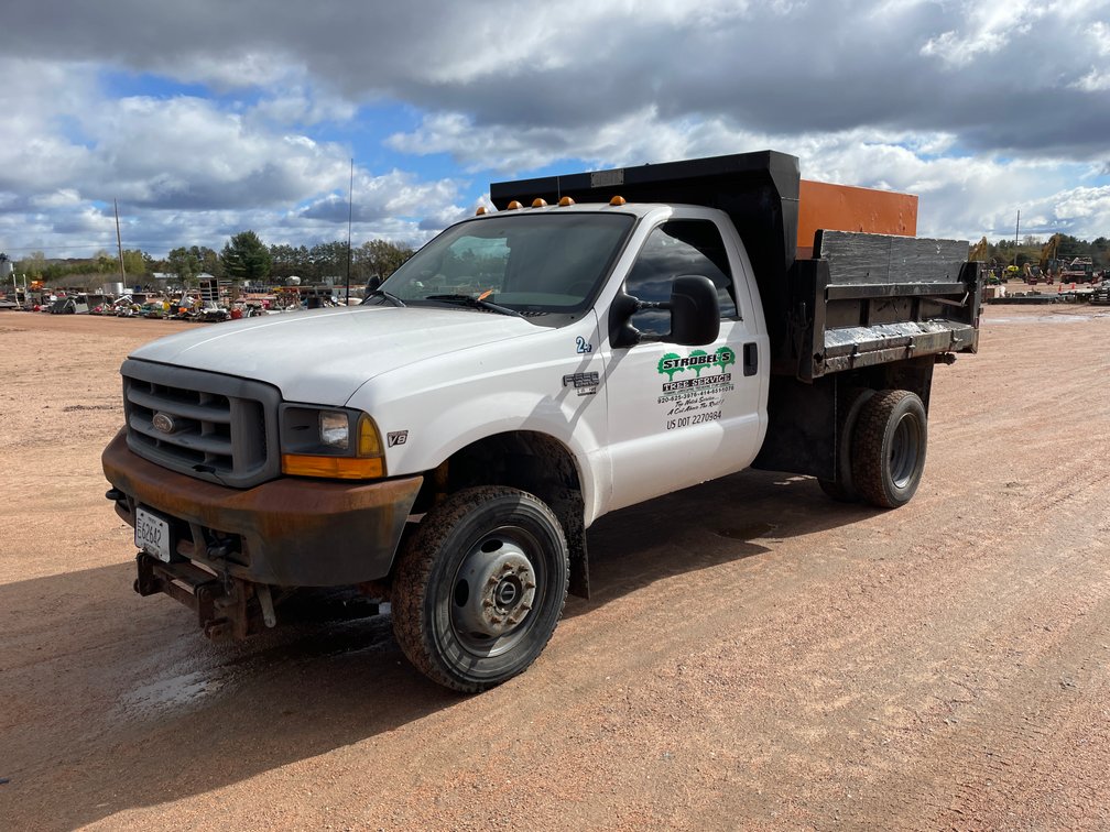 Ford F550 Super Duty Baby Dump Truck (Title in Delay)