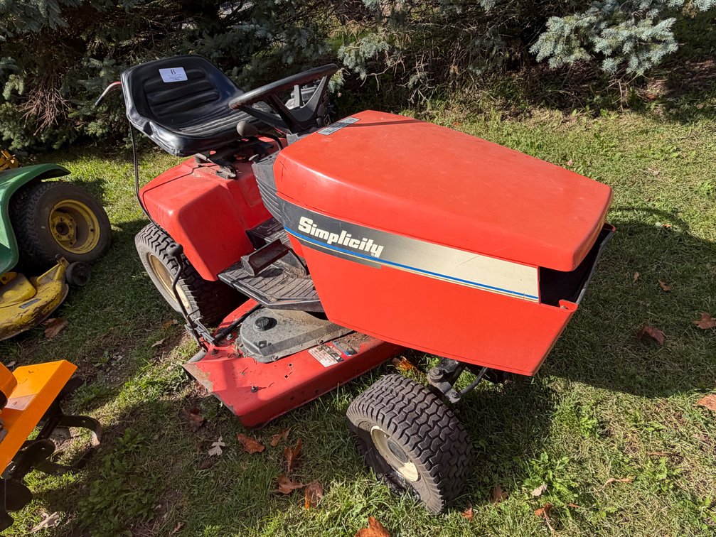 Simplicity 16LTH Mower