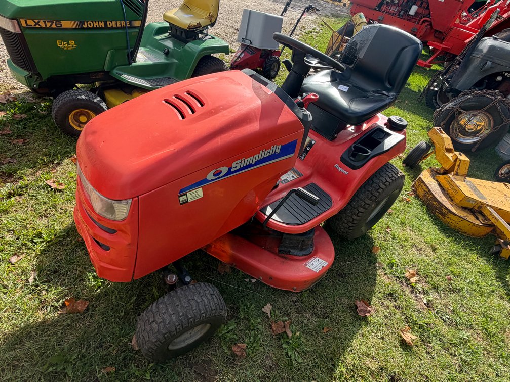Simplicity Regent Lawn Mower