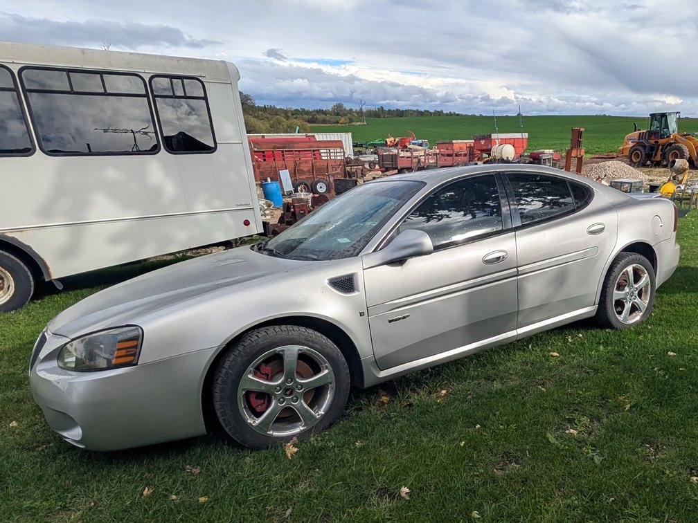 Pontiac Grand Prix (clean WI title)