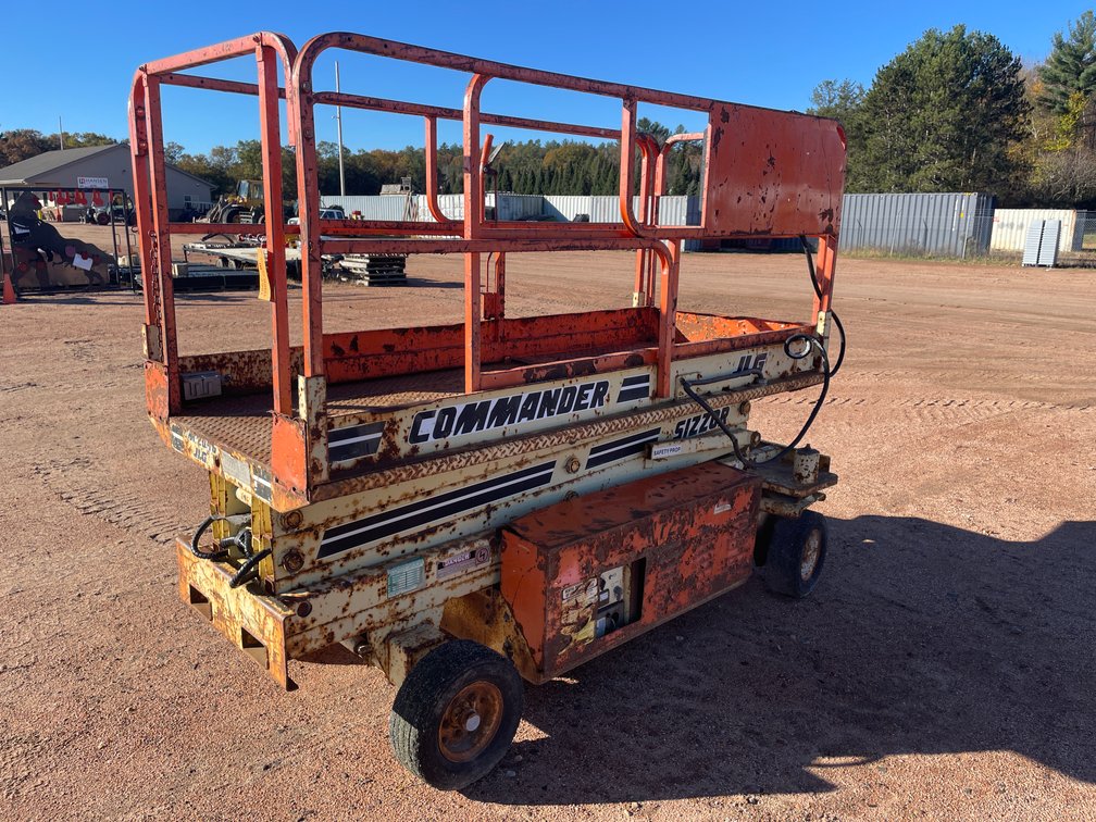 JLG Commander CM 2046 Electric Scissor Lift Non-Runner