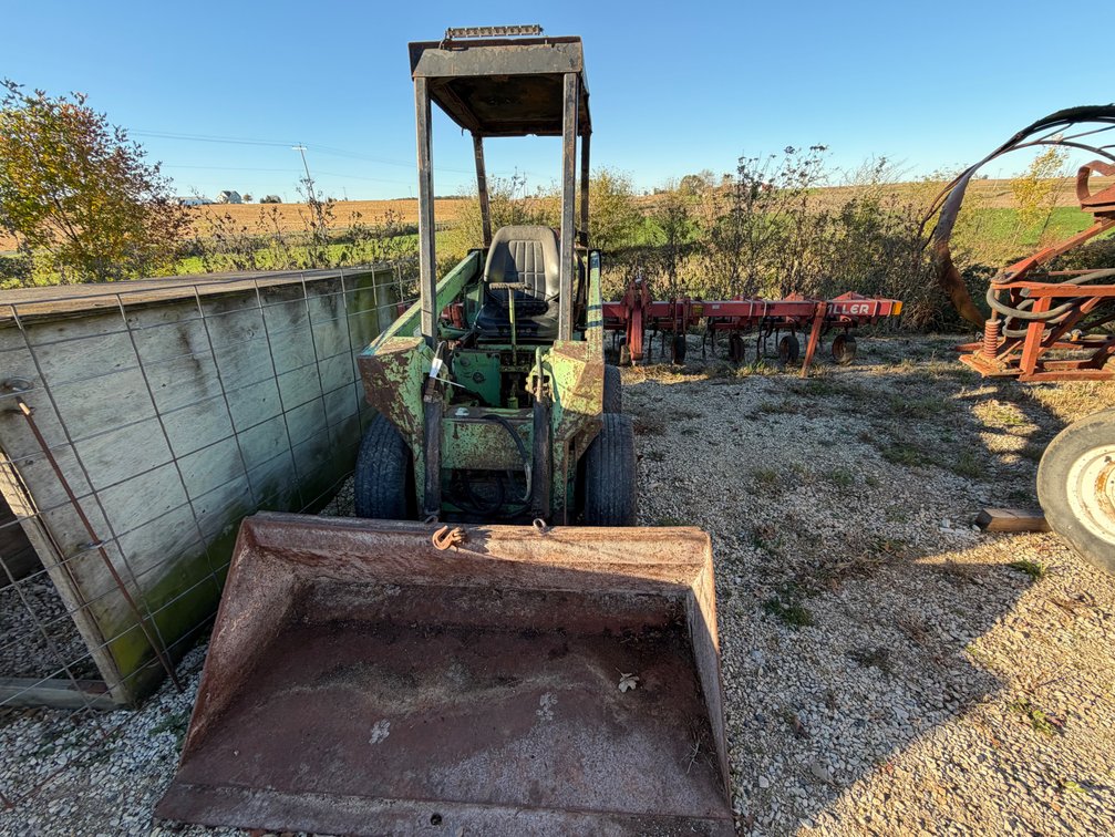 Owatonna 330 Mustang Skid Loader