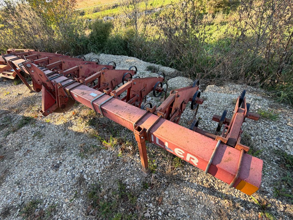 Miller Pro Corn Cultivator