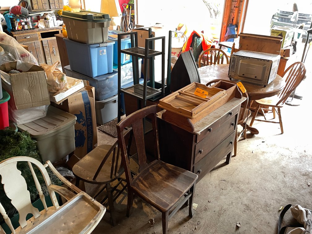 Assortment of Furniture