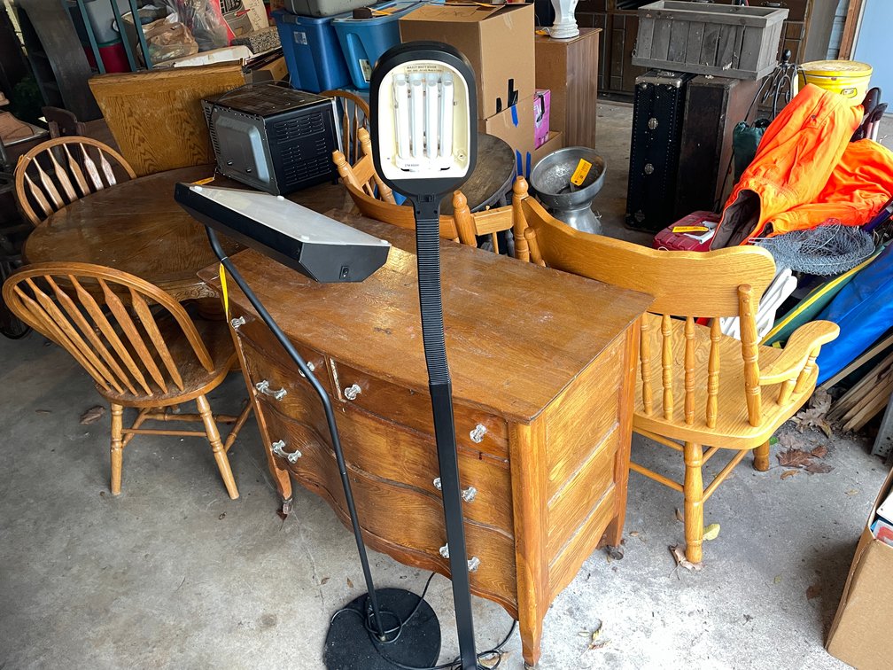 Assortment of Furniture