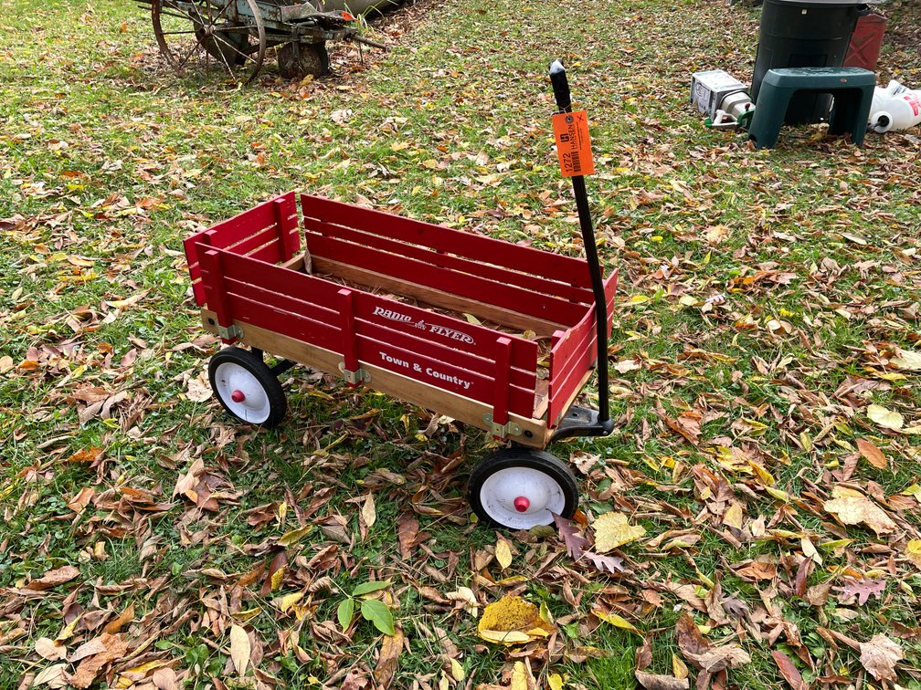 Radio Flyer Town and Country Wagon