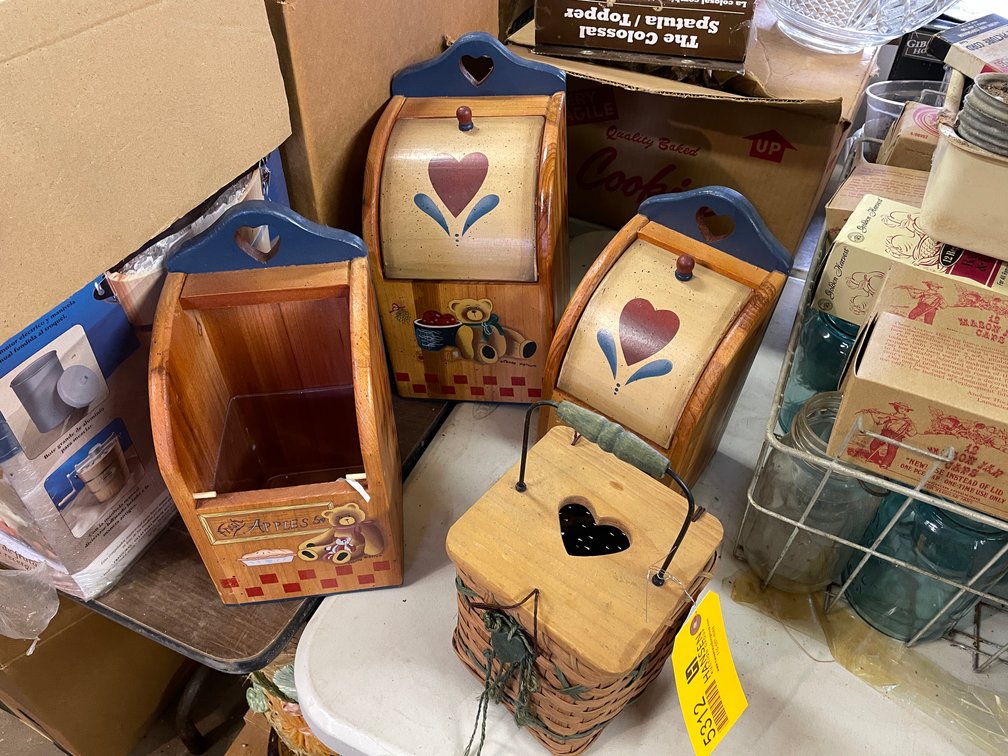 (4) Decorative Kitchen Containers