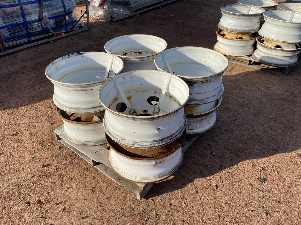 Pallet of 22.5 Rims