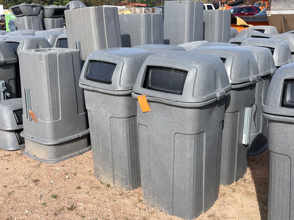 (4) Poly Garbage Cans