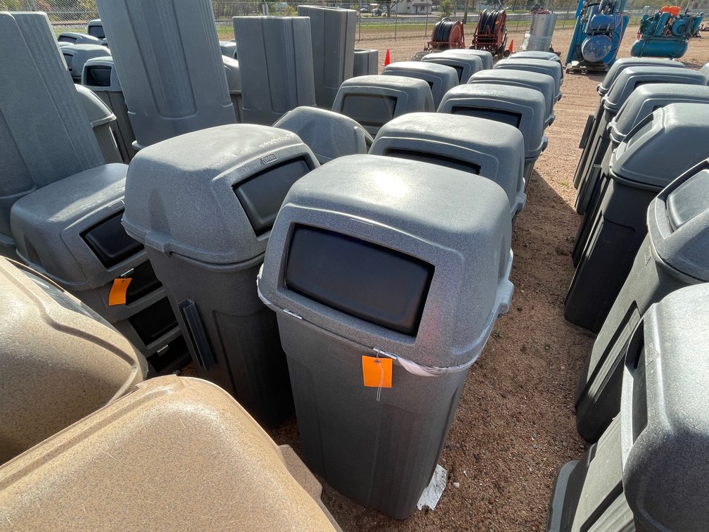(4) Poly Garbage Cans