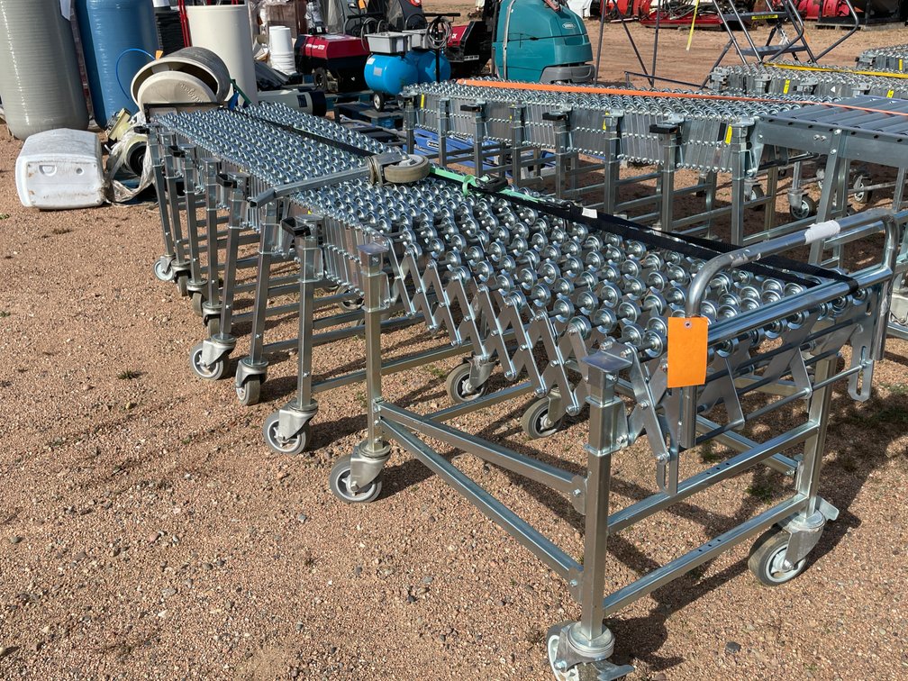 Collapsible Roller Table