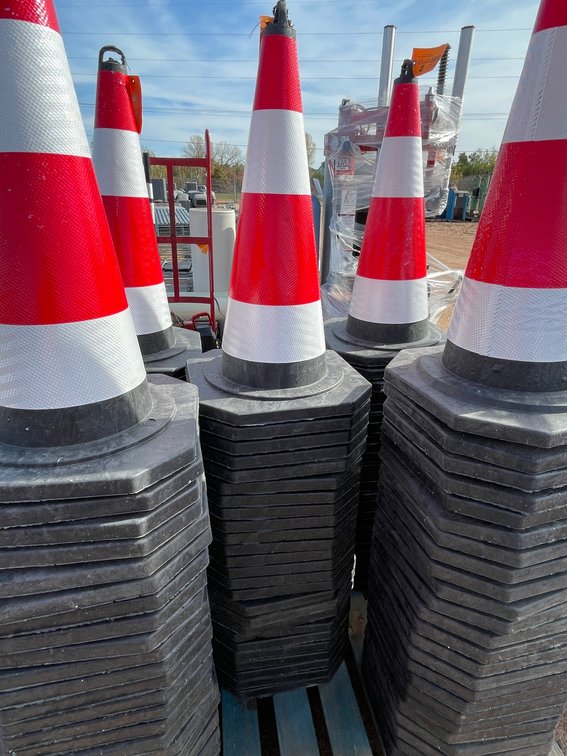 (25) Orange Traffic Cones