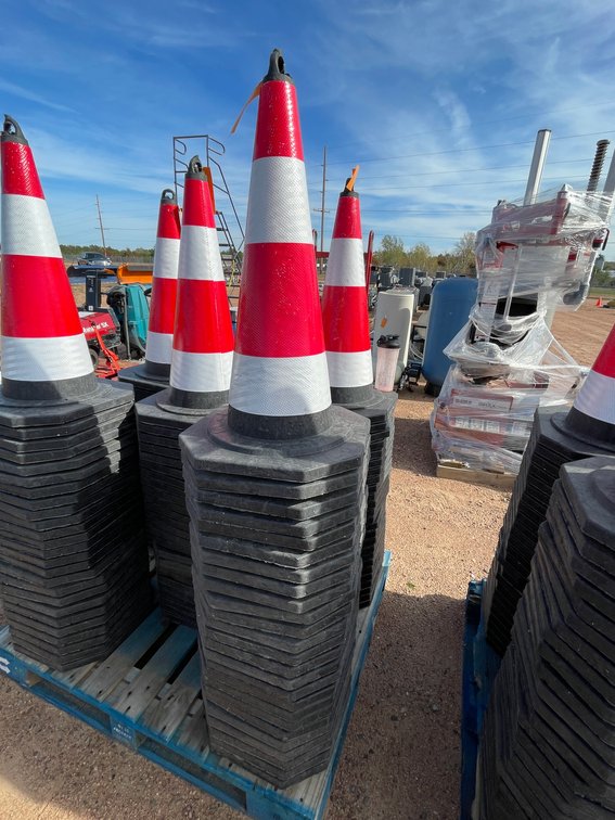 (25) Orange Traffic Cones