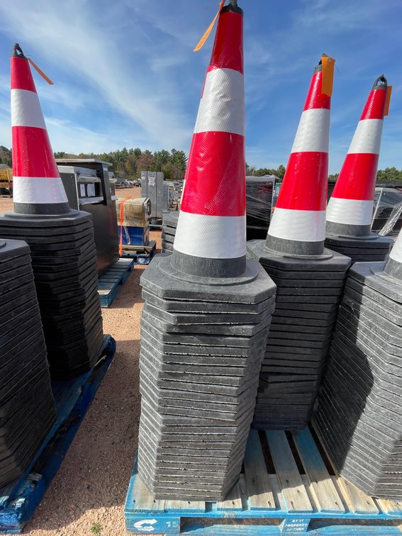 (25) Orange Traffic Cones