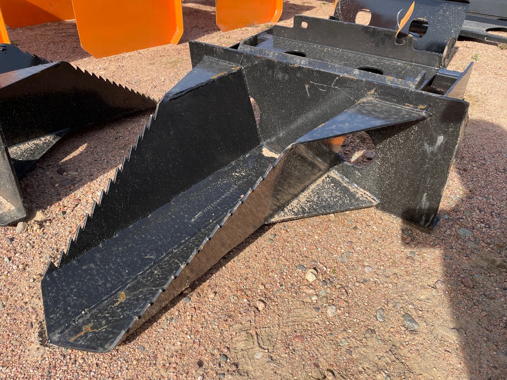 New KC Mini Universal Attach Skid Steer Tree Spade