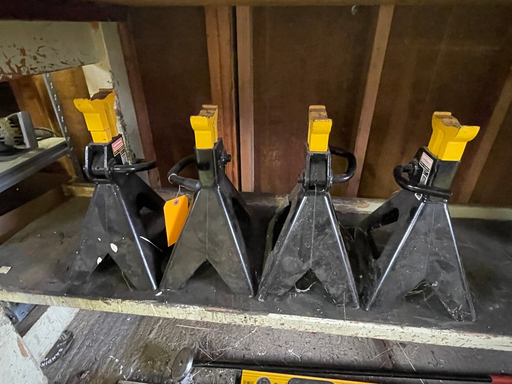 Set of (4) Craftsman Jack Stands