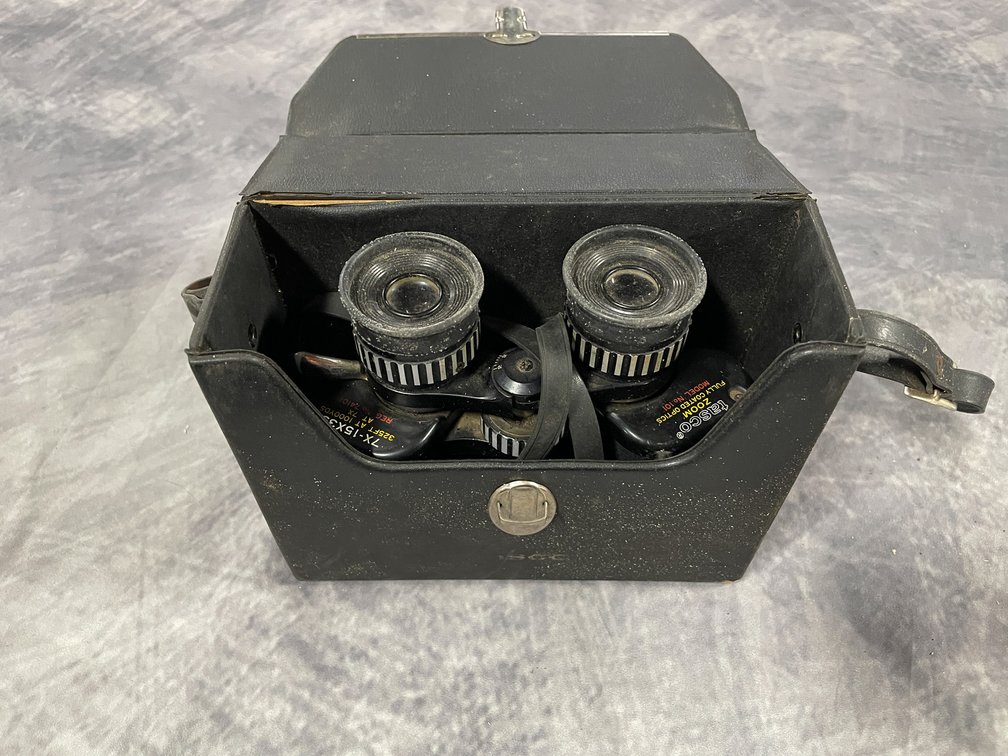 Vintage Tasco Zoom Binoculars