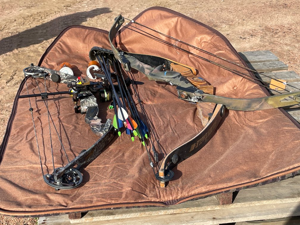 (3) Compound Bows with Arrows and Accessories