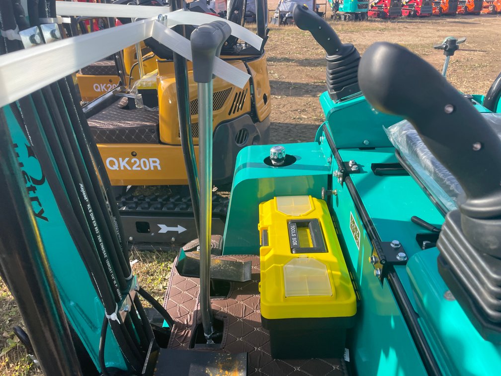 2026 CFG H16R Mini Excavator