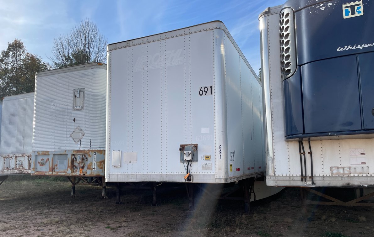 2007 Wabash Semi Trailer (Has WI Title)
