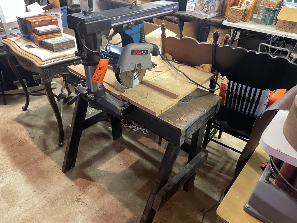 Ryobi 8-1/4" Radial Arm Saw on Stand
