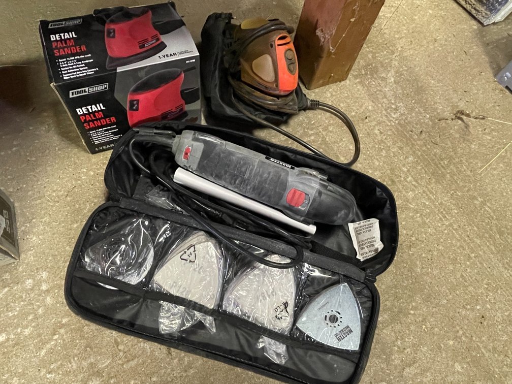(2) Palm Sanders and (1) Oscillating Tool