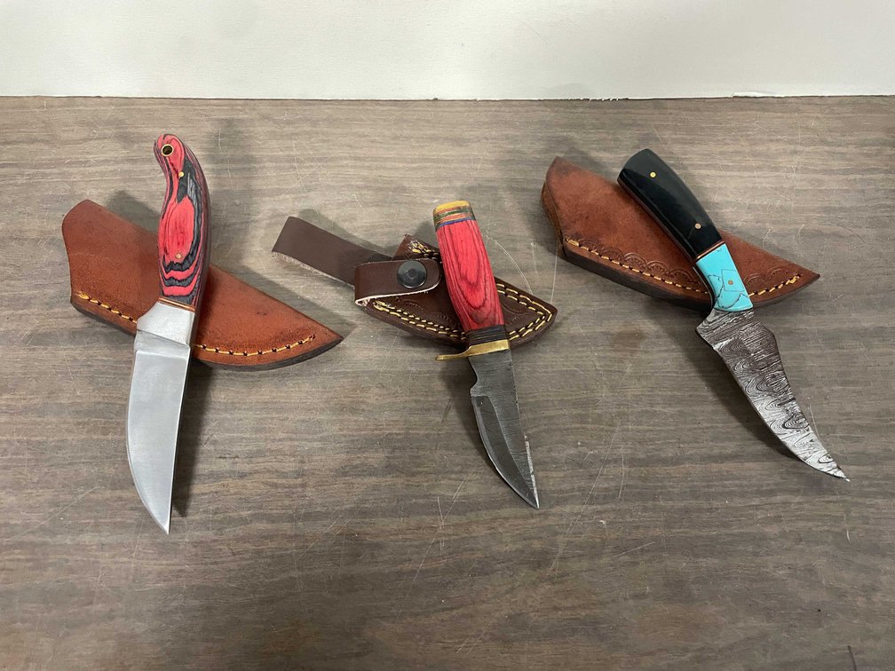 Hand Forged Damascus and Stainless Steel Knives with Sheaths (T5)