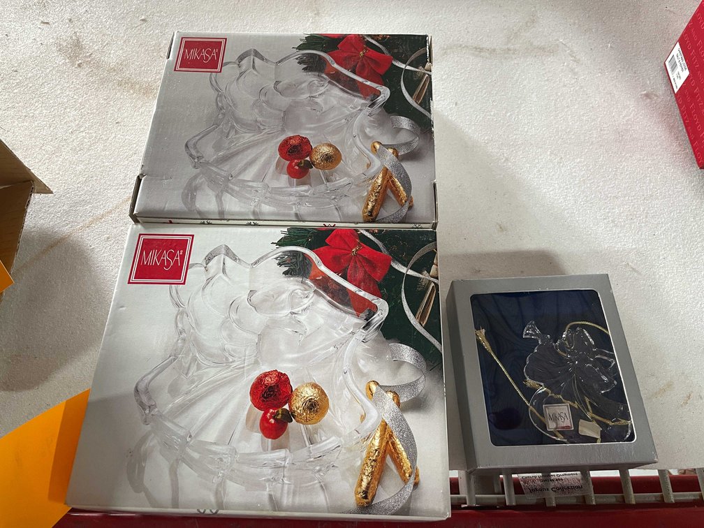 Crystal Angel Bowls and Ornament (T3)