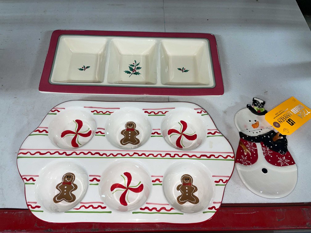 Christmas Trays (T3)