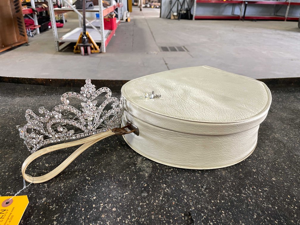 Vintage Pageant Crown (T3)