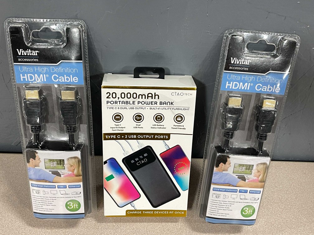 Power Bank and HDMI Cables (T4)