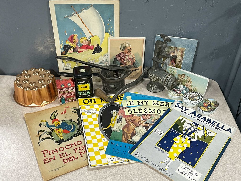 Vintage Items (T4)
