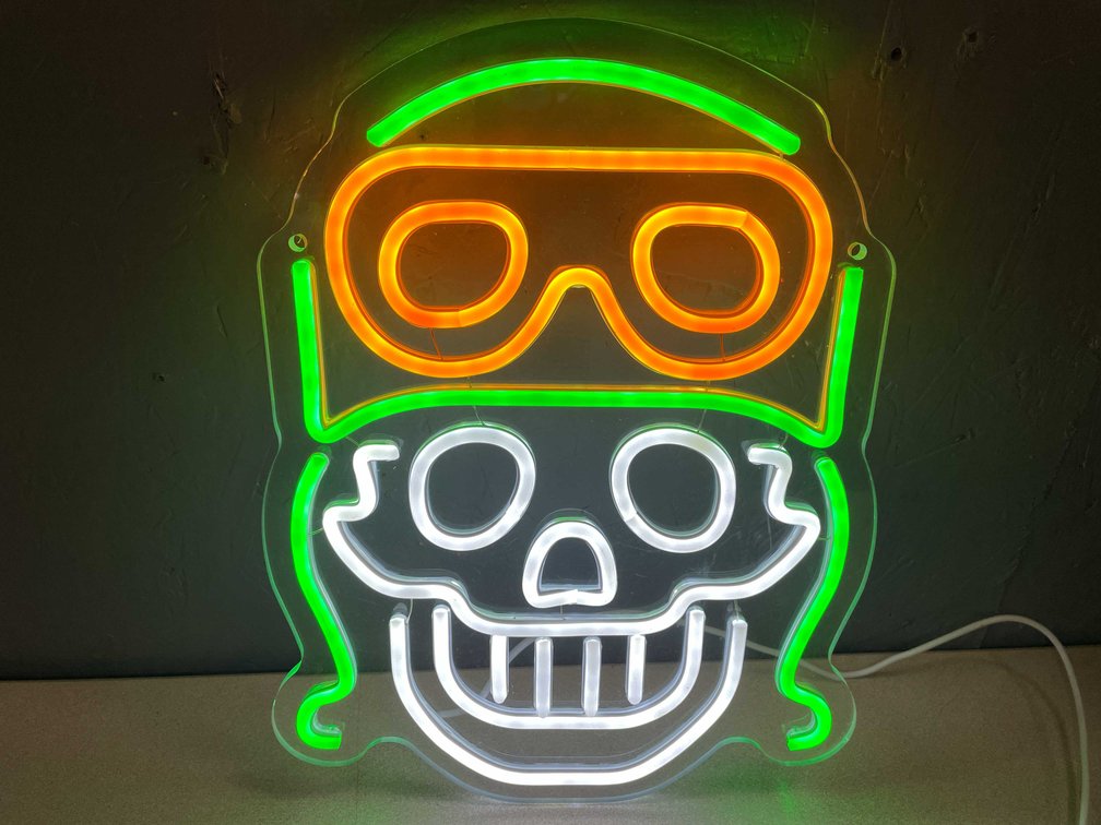 Aviator Skull LED Neon Style Light (T5)