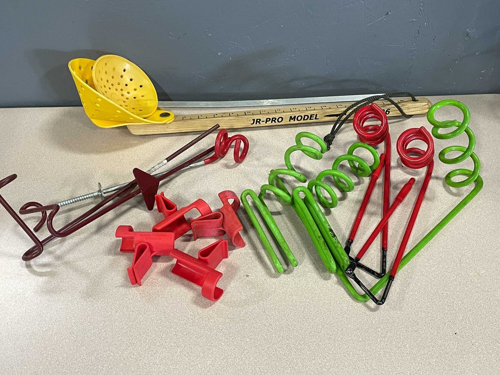 Fishing Rod Holders and Ice Scoops (T5)