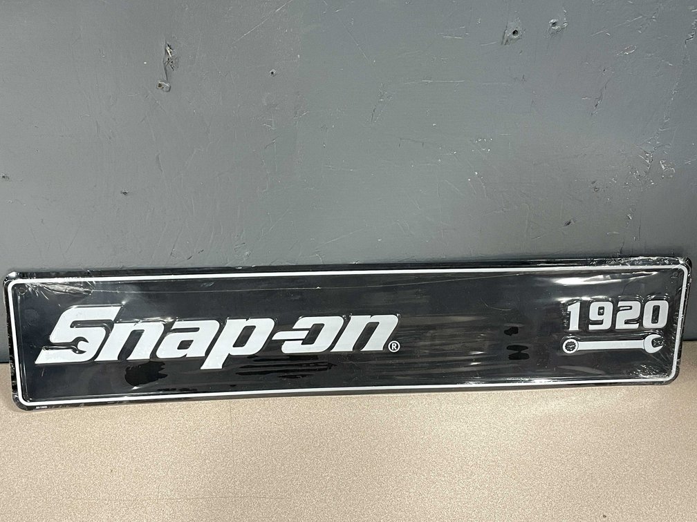 Snap-On Tools Metal Sign (T5)